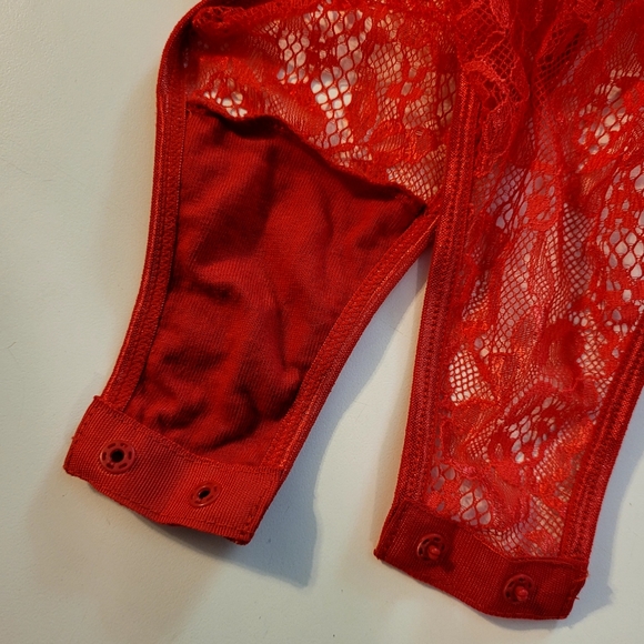 Leg Avenue Sheer Teddy - Picture 5 of 16